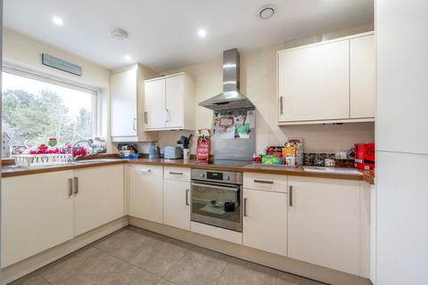 2 bedroom apartment for sale, Wentworth Place, Bracknell RG42