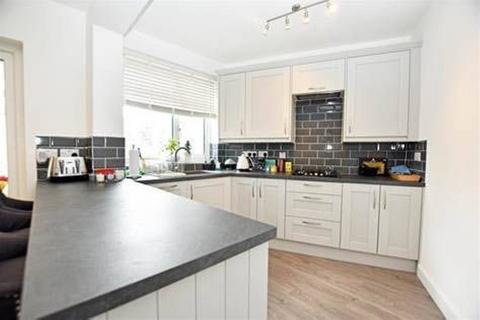 4 bedroom semi-detached house for sale, Roxborough Avenue, Isleworth, TW7