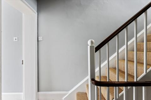 undefined, Oxford Street, Cheltenham, Gloucestershire, GL52