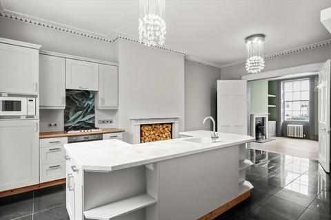 5 bedroom terraced house for sale, Oxford Street, Cheltenham, Gloucestershire, GL52