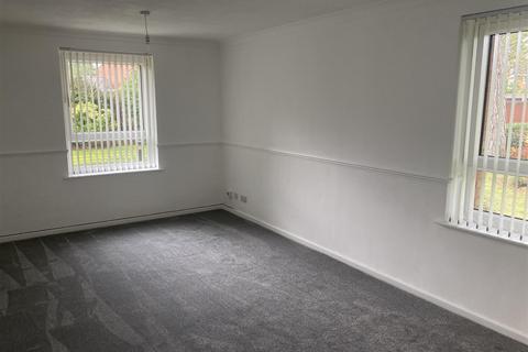 2 bedroom apartment to rent, High Street, Tettenhall, Wolverhampton