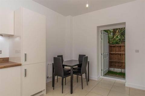 3 bedroom semi-detached house for sale, Grace Bartlett Gardens, Chelmsford CM2