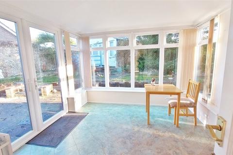 2 bedroom bungalow for sale, Pony Farm, Findon, Worthing, West Sussex, BN14