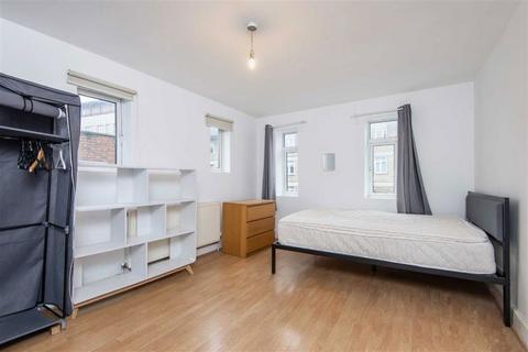 2 bedroom flat to rent, Kingsland Road, London E2