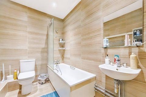 2 bedroom flat for sale, Netley Street, London NW1