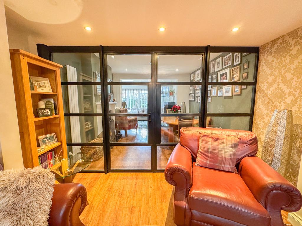 Lounge 2