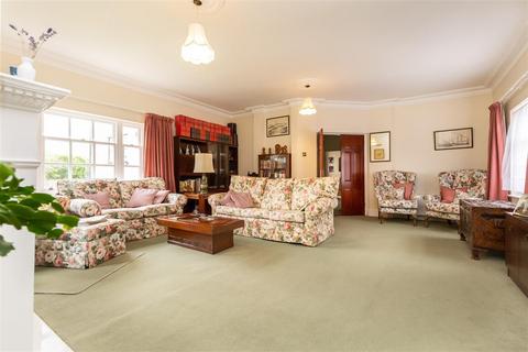 5 bedroom detached house for sale, Black Horse Lane, North Weald