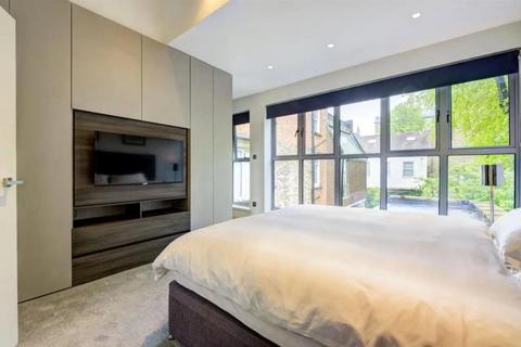 2 bedroom detached house to rent, *SHORT LET* Prince Arthur Mews, Hampstead Village, NW3