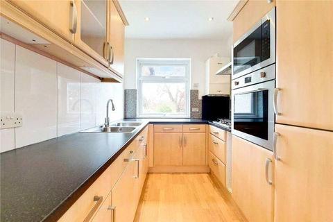 2 bedroom flat to rent, Finchley Road, Golders Hill, NW11