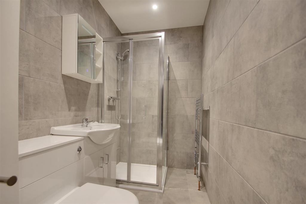 GF Shower Room