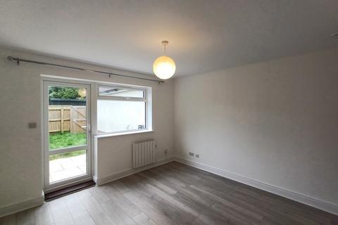 2 bedroom apartment to rent, Hamilton Road, Bournemouth