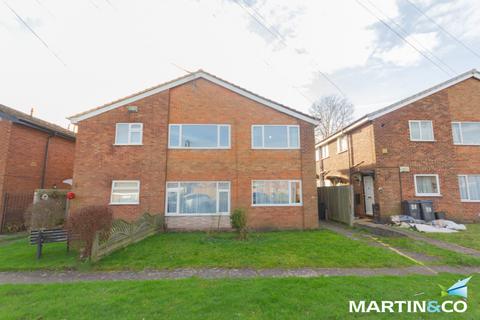 2 bedroom maisonette to rent, Kington Way, Stechford, B33