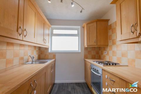 2 bedroom maisonette to rent, Kington Way, Stechford, B33