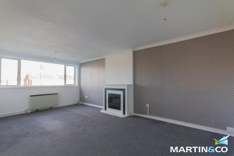 2 bedroom maisonette to rent, Kington Way, Stechford, B33