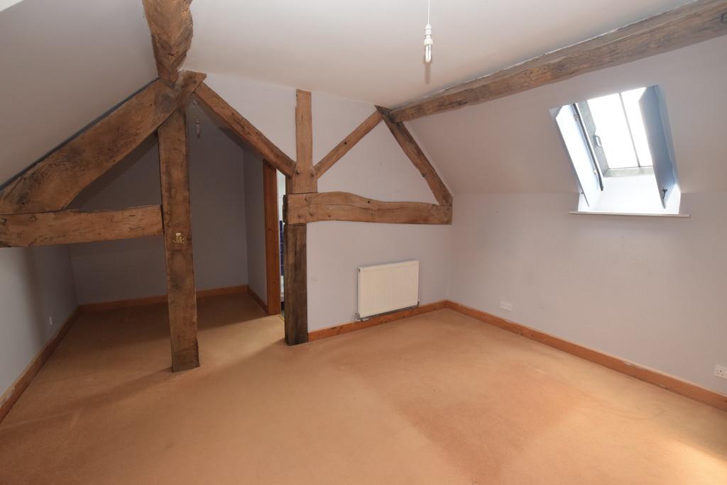 Charlton Barn Bed1