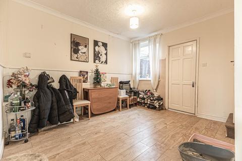 3 bedroom end of terrace house for sale, Albert Street, Featherstone WF7