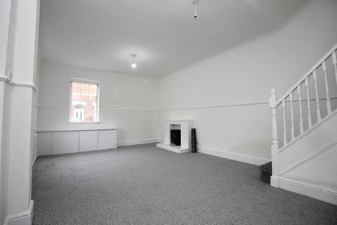 2 bedroom terraced house to rent, Derwent Street, North Ormesby