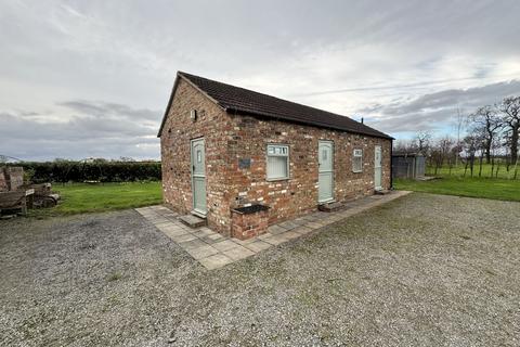 1 bedroom barn conversion to rent, Girsby Hall Farm, Girsby, Darlington