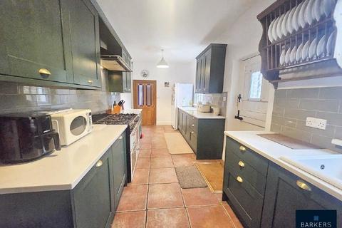 3 bedroom semi-detached house for sale, College Street, Birstall