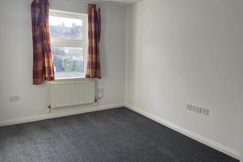 2 bedroom apartment to rent, Carlton Close, Loughborough