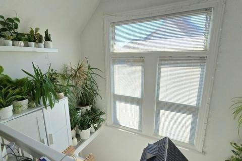 2 bedroom apartment to rent, Bexhill-on-Sea, East Sussex