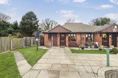 2 bedroom terraced bungalow for sale, Ormond Avenue, Ormskirk L40