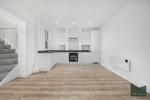 1 bedroom flat for sale, Wood Street