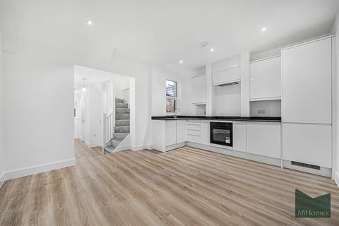 1 bedroom flat for sale, Wood Street