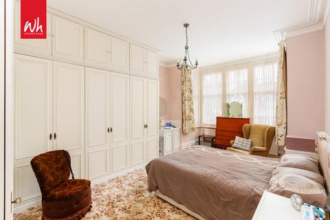 3 bedroom flat for sale, Walsingham Road, Hove