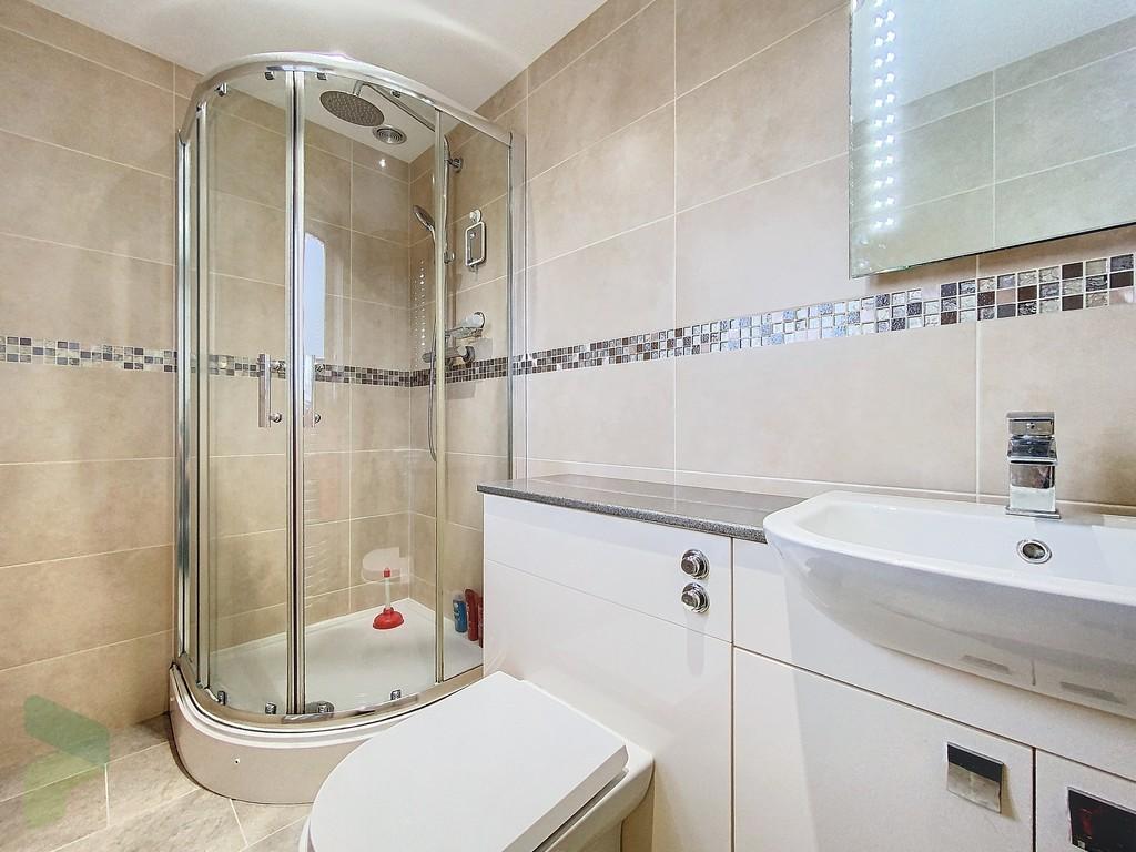 Bedroom One Ensuite