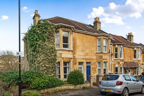 2 bedroom end of terrace house for sale, Magdalen Avenue, Somerset BA2