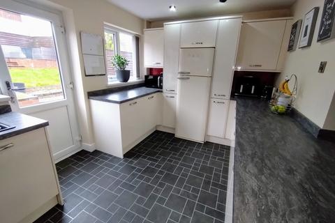 3 bedroom semi-detached house for sale, Southborough Crescent, Bradeley, Stoke-on-Trent