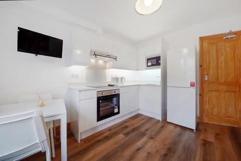 2 bedroom flat to rent, Hornsey Road, Archway