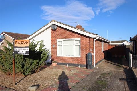 2 bedroom detached bungalow for sale, Ventnor Drive , Clacton on Sea