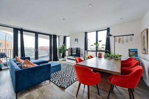 3 bedroom flat for sale, Antiopa House, Brixton, London, SW9