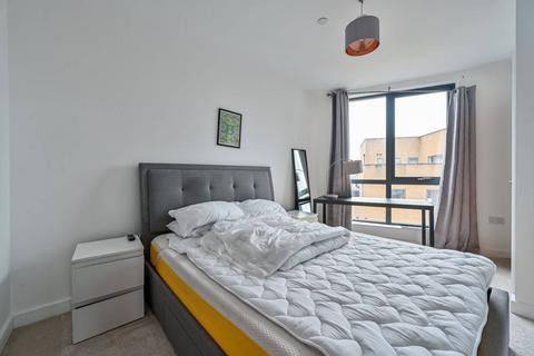 3 bedroom flat for sale, Antiopa House, Brixton, London, SW9