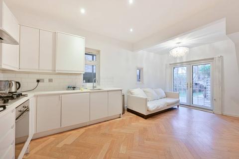 2 bedroom flat to rent, Valetta Road, Wendell Park, London, W3