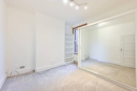 2 bedroom flat to rent, Valetta Road, Wendell Park, London, W3