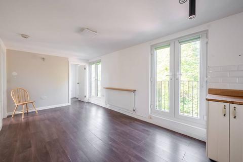 1 bedroom flat to rent, Roehampton Vale, Putney, London, SW15