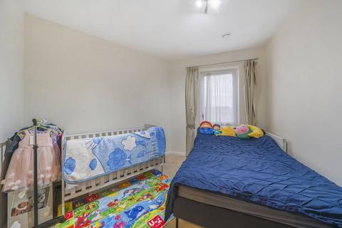 2 bedroom flat for sale, Coxwell Boulevard, Mill Hill, London, NW9