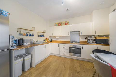 2 bedroom flat for sale, Coxwell Boulevard, Mill Hill, London, NW9