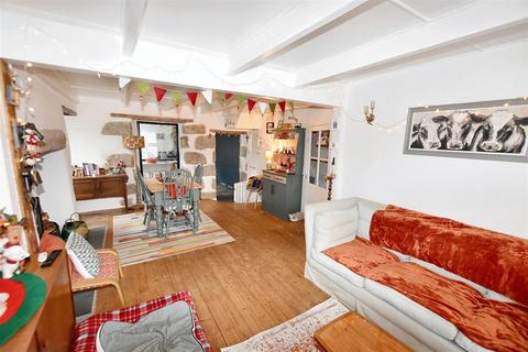 4 Connor Hill, Connor Downs, Hayle, TR27 5DW