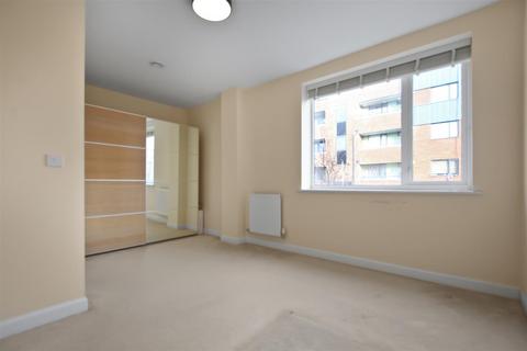 4 bedroom terraced house to rent, Harrow HA3