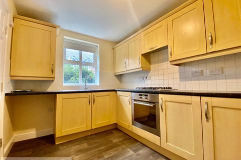 3 bedroom townhouse for sale, Mona Road, Chadderton, Oldham, Greater Manchester, OL9