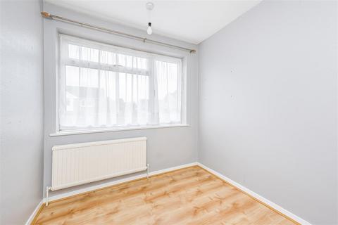 4 Hayse Hill, Windsor, SL4 5SZ