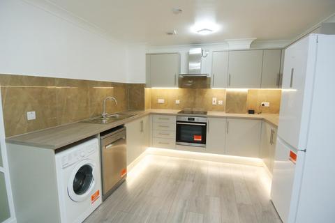 2 bedroom flat for sale, 598-604 London Road, Ashford TW15