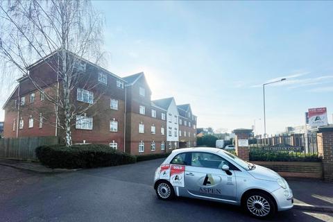 2 bedroom flat for sale, 598-604 London Road, Ashford TW15