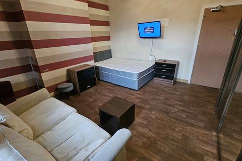 1 bedroom house of multiple occupation to rent, Langworthy Rd ( BILLS INC), Manchester (Salford) M6