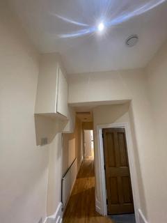 3 bedroom apartment to rent, Vaughan Road, Harrow