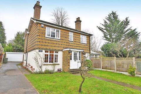 4 bedroom cottage for sale, Sittingbourne Road, Maidstone